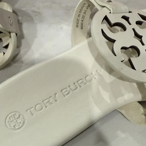 Tory Burch Cream Sandals - Picture 3 of 5